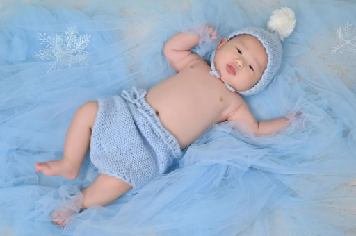 肥城摸孕妇肚子沾喜气